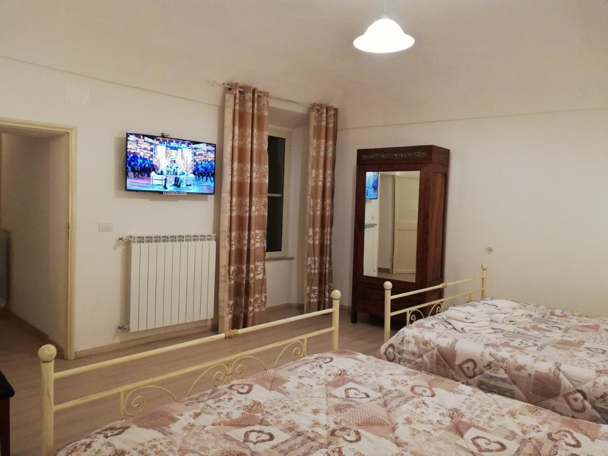 B&B Camere Montalto Centro Montalto di Castro Exterior photo